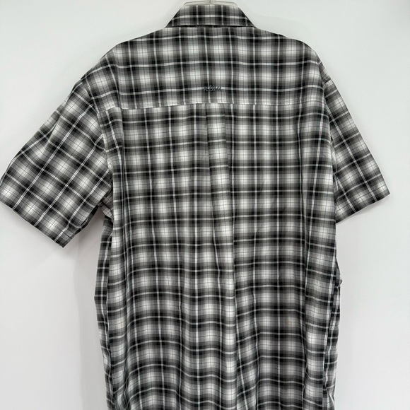 KUHL Rumblr Shirt Men's Black Gray Plaid Size Large Pearl Snap Short Sleeves - Picture 10 of 11